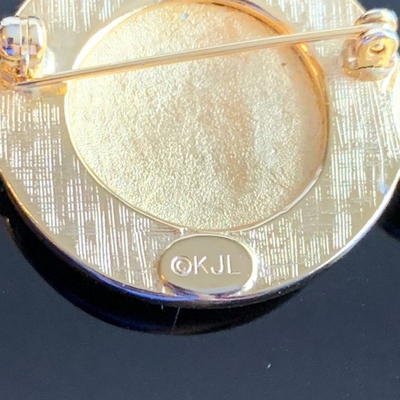 VTG Kenneth Jay Lane Cameo Roman Coin Brooch - Picture 3 of 5